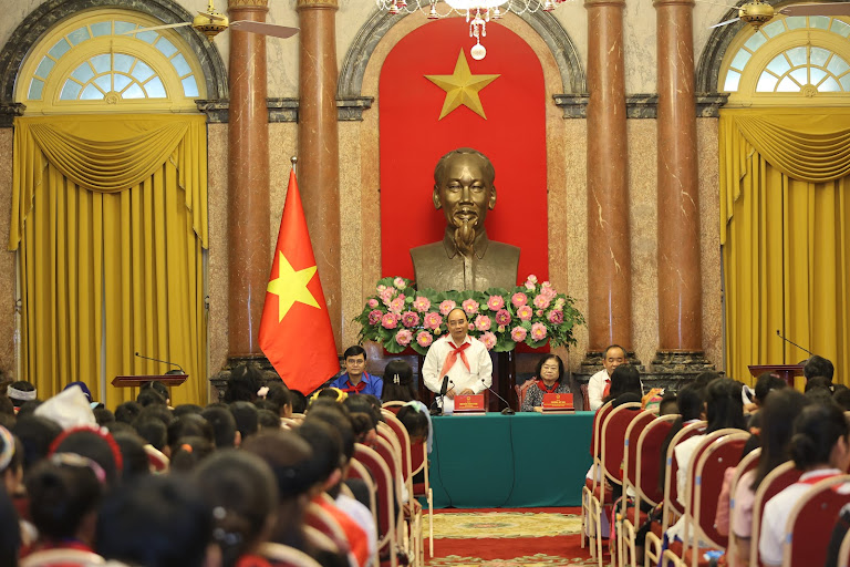 Chủ tịch nước đề nghị tạo điều kiện tốt nhất cho thiếu ni&ecirc;n, nhi đồng - Ảnh 2.