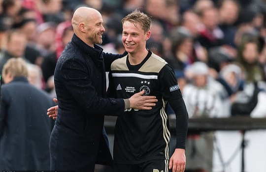 De Jong ch&ecirc; Man United v&agrave; Chelsea, quyết ở lại Barcelona - Ảnh 1.