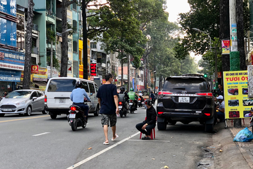 Xử lý việc đỗ xe ngay tại hiện trường