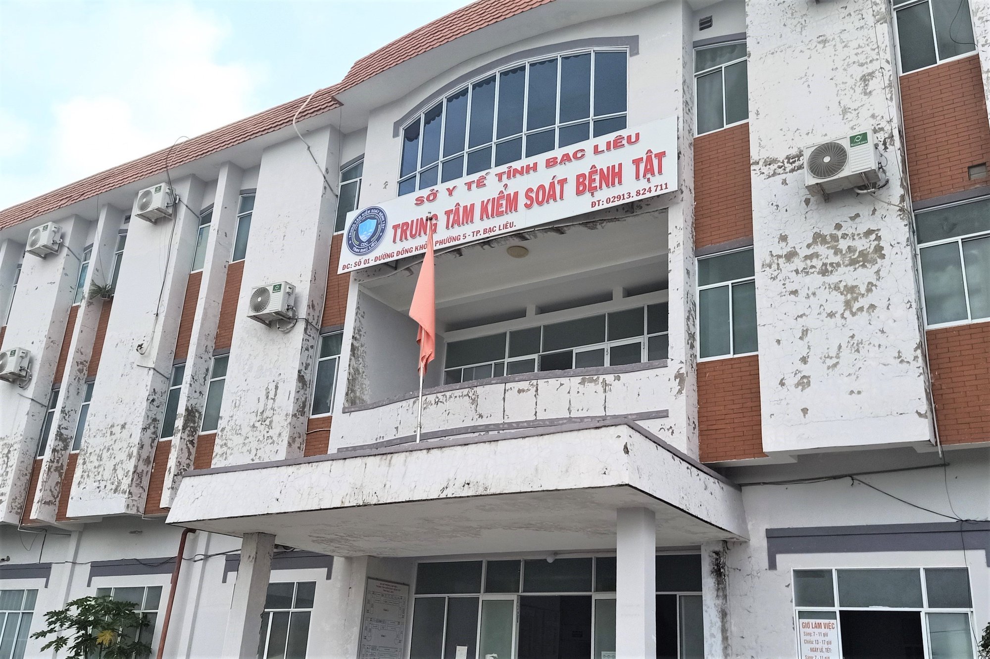 Giám đốc CDC Bạc Liêu cùng 2 thuộc cấp bị kỷ luật do liên quan Việt Á