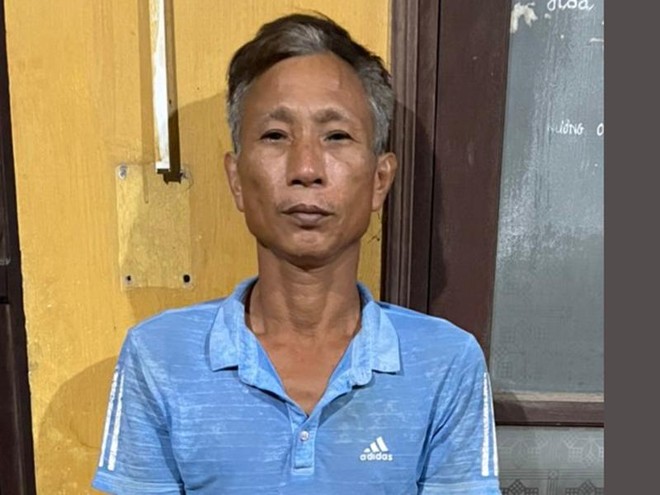 Sau khi cầm đũa chọc v&agrave;o mặt, anh trai d&ugrave;ng dao đ&acirc;m em ruột nhiều nh&aacute;t - Ảnh 1.