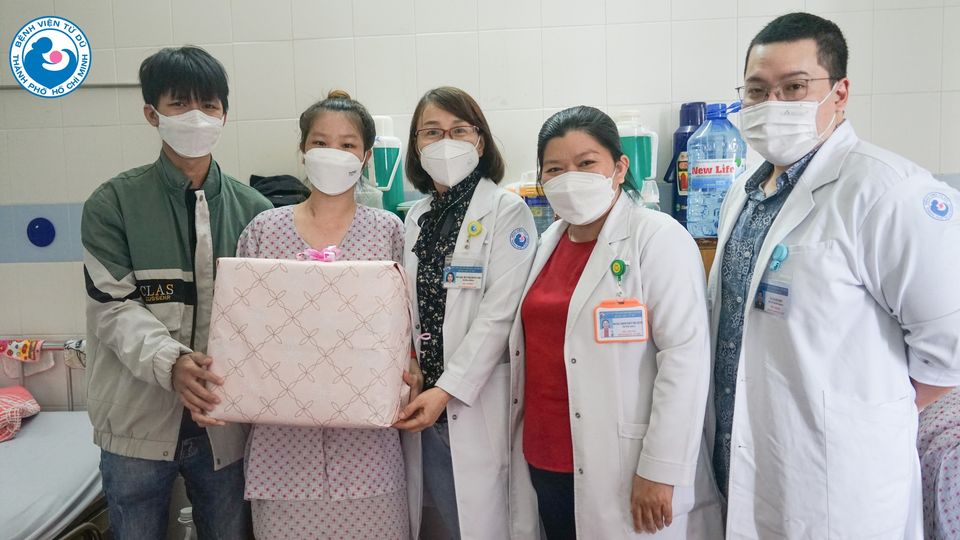 Nhờ y học b&agrave;o thai, b&eacute; sơ sinh kịp thời được chẩn đo&aacute;n bệnh - Ảnh 2.