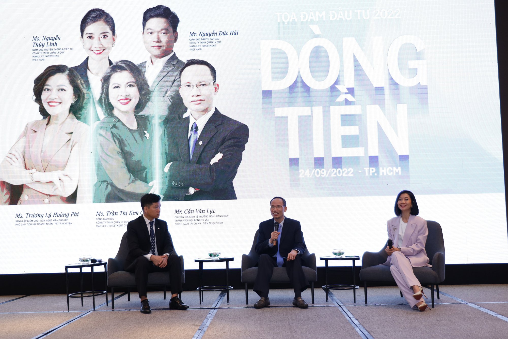 Cổ phiếu hôm nay 24-9: Chuyên gia nói chứng khoán Việt hấp dẫn nhưng nhà đầu tư vẫn gồng lỗ - Ảnh 1.
