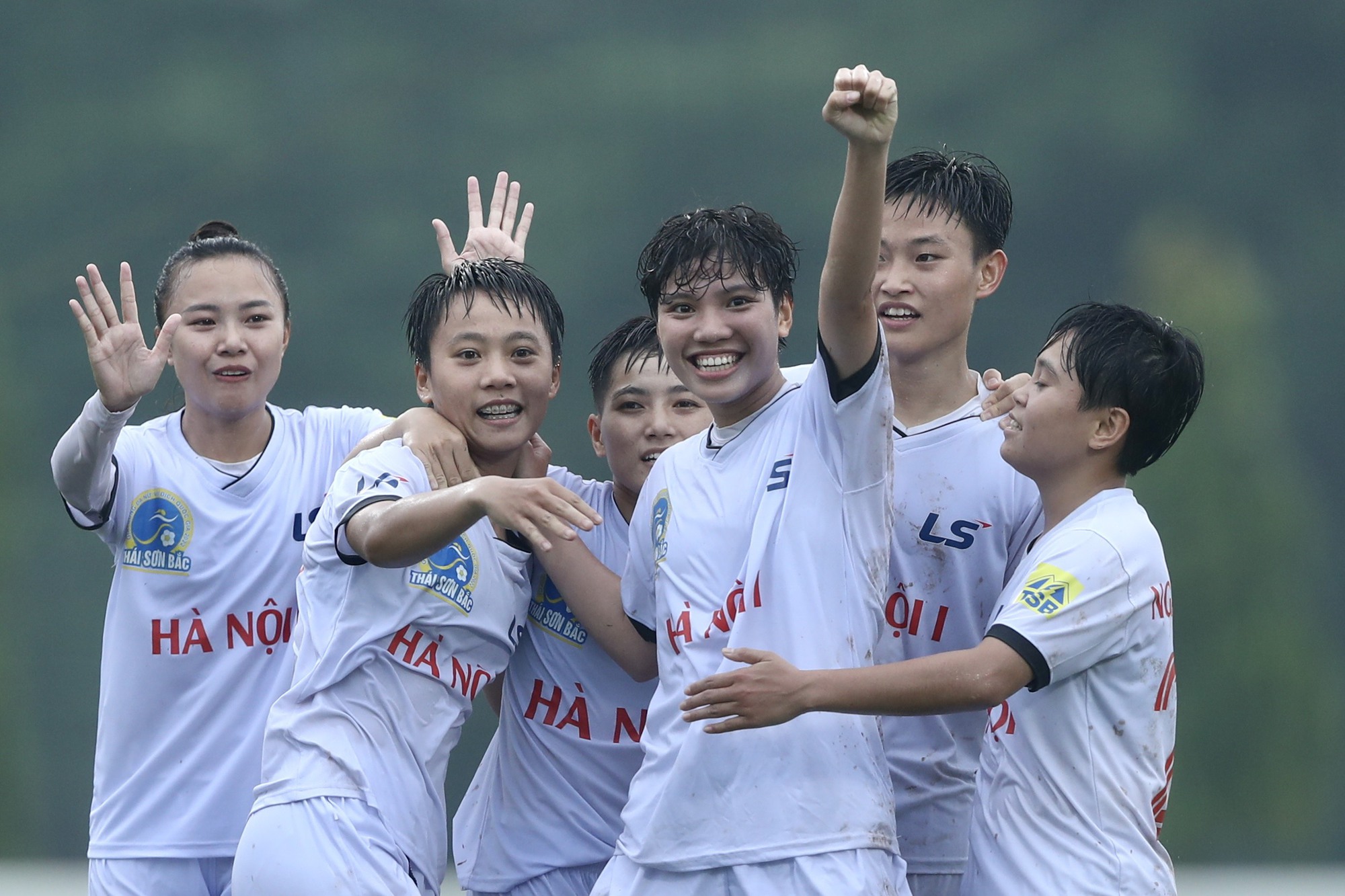 CLB TP HCM I vô địch giai đoạn lượt đi giải bóng đá nữ VĐQG 2022 - Ảnh 3.