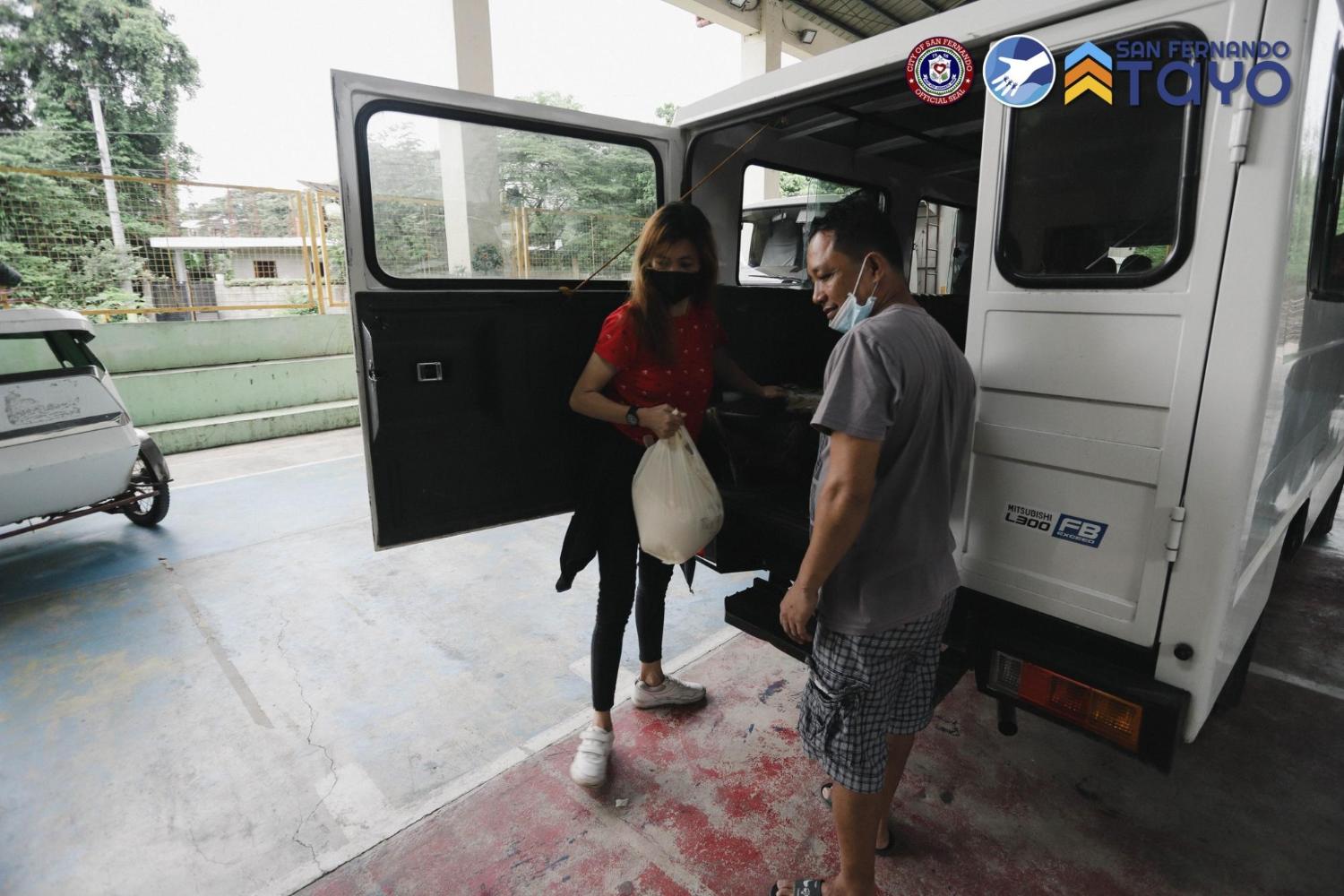 Si&ecirc;u b&atilde;o Noru đổ bộ Philippines, mang theo sức mạnh b&ugrave;ng nổ - Ảnh 10.