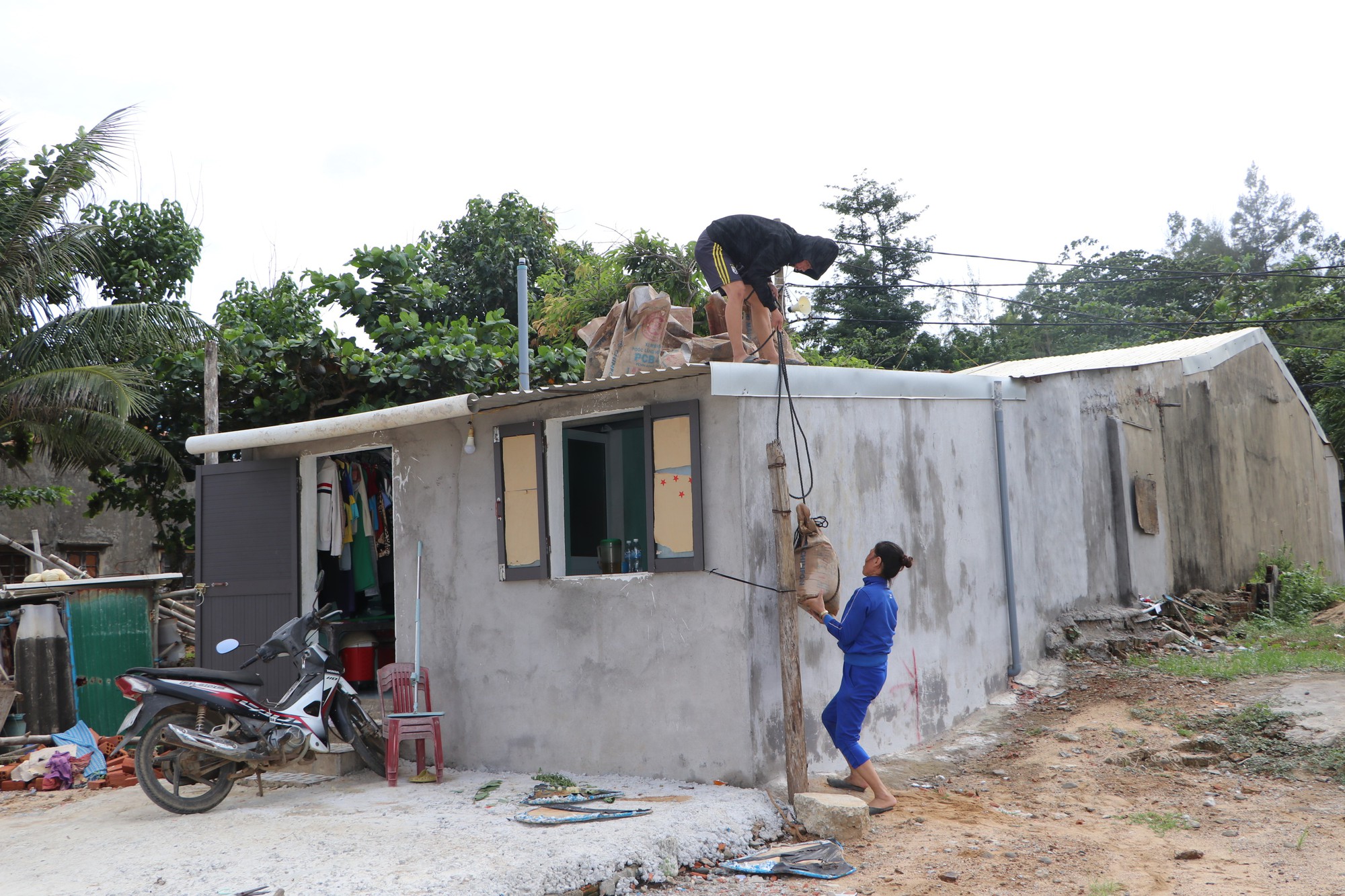 Quảng Ng&atilde;i: Dự kiến di dời gần 85.000 người d&acirc;n tr&aacute;nh b&atilde;o Noru - Ảnh 1.