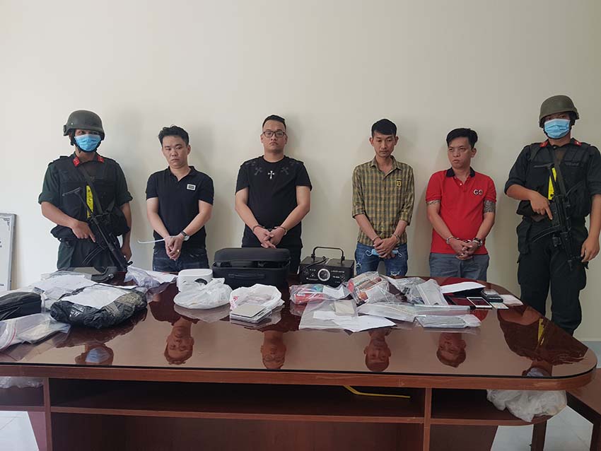 Lợi dụng chung cư làm nơi "bay lắc"