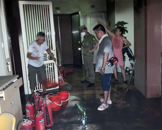 Gọi bạn g&aacute;i đi chơi kh&ocirc;ng về, người đ&agrave;n &ocirc;ng đốt tủ quần &aacute;o l&agrave;m ch&aacute;y căn hộ chung cư - Ảnh 1.