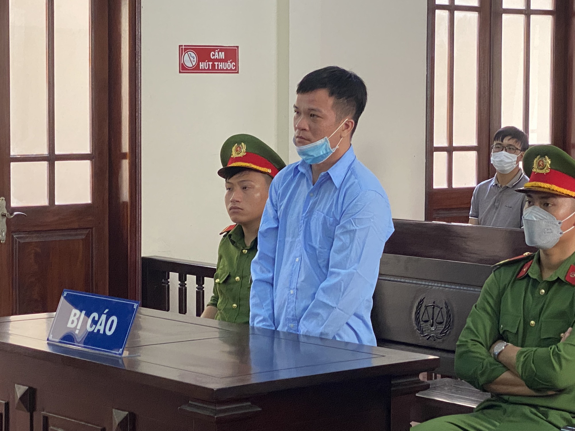 Kẻ giết người từ chối luật sư chỉ định vì "luật sư không nghe lời bị cáo"