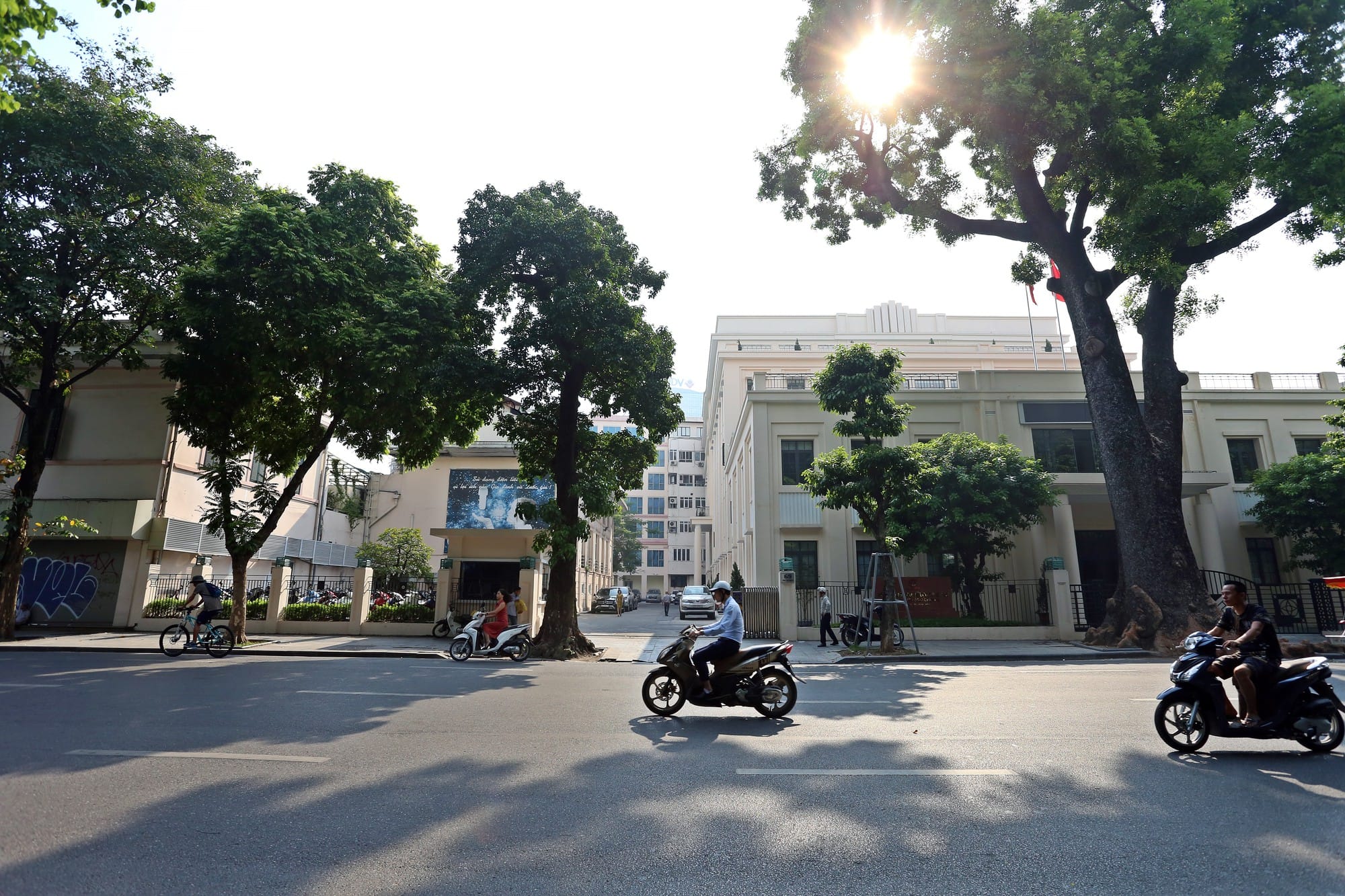 Xén đất trụ sở HĐND - UBND TP Hà Nội để xây ga ngầm Metro sát hồ Hoàn Kiếm