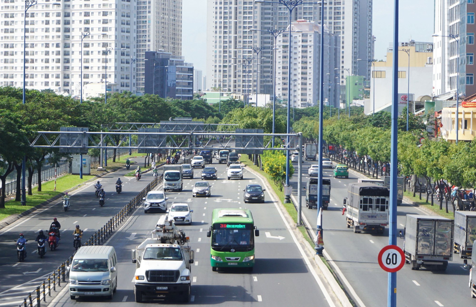 TP HCM đẩy nhanh phát triển giao thông xanh - Ảnh 1.