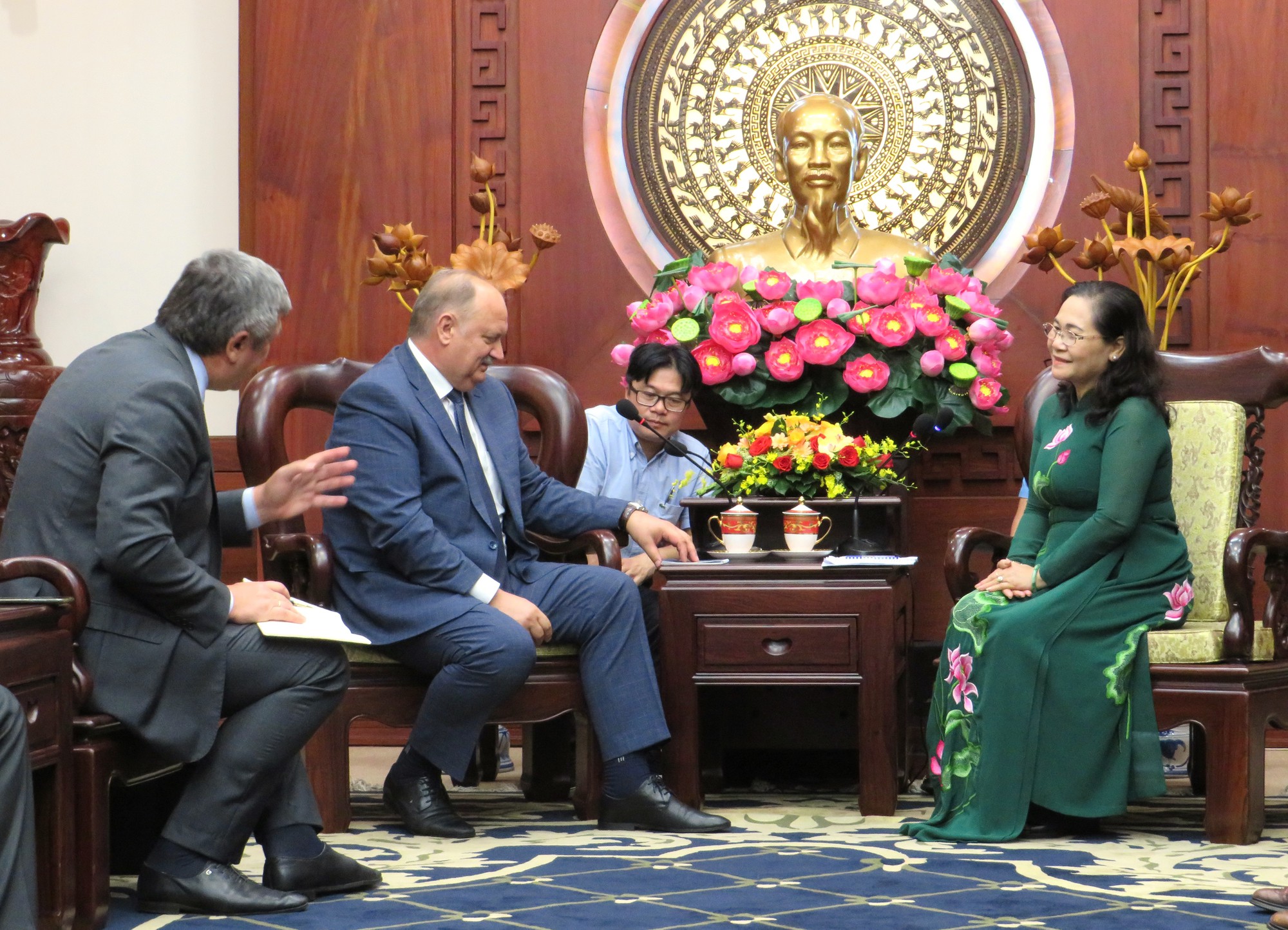 Sắp khánh thành tượng đài Bác Hồ tại St. Petersburg