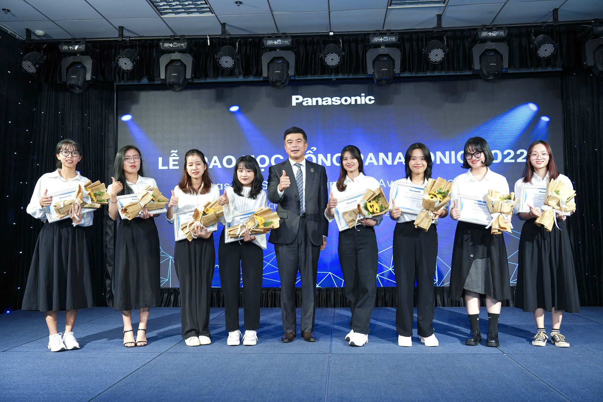 Panasonic nâng tầm chương trình học bổng thường niên