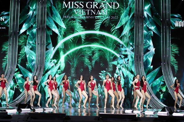 50 th&iacute; sinh Hoa hậu H&ograve;a b&igrave;nh Việt Nam tr&igrave;nh diễn bikini n&oacute;ng bỏng - Ảnh 5.