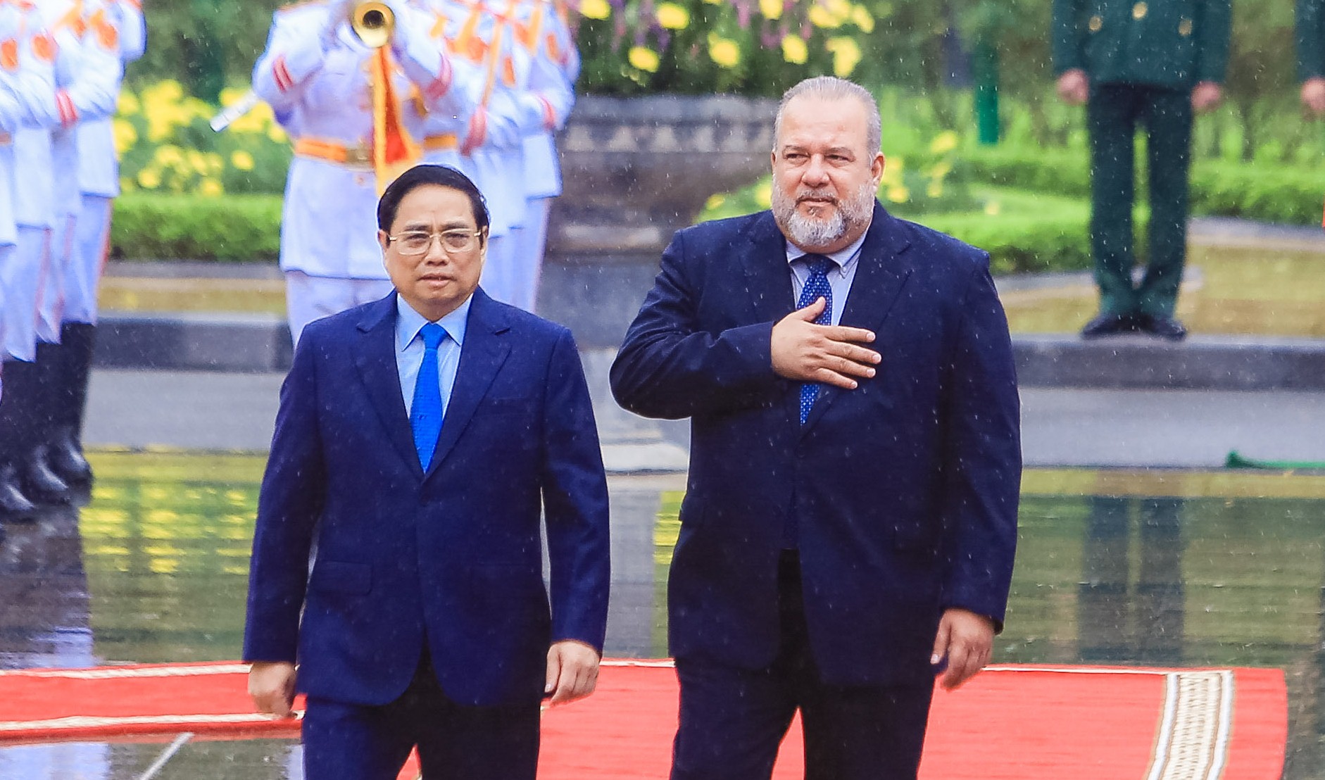 Thủ tướng Phạm Minh Chính đón Thủ tướng Cuba lần đầu thăm chính thức Việt Nam