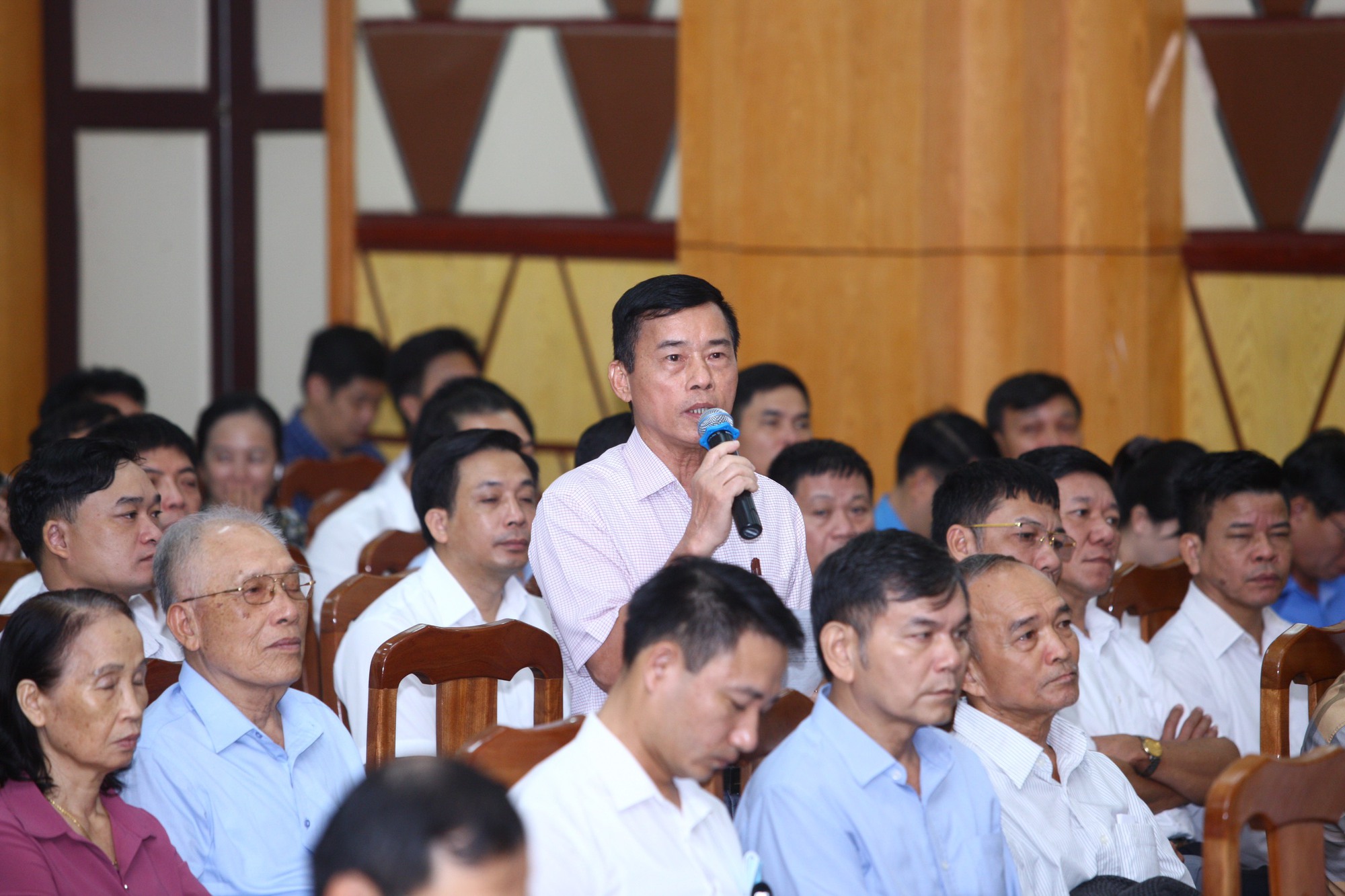 Chủ tịch Quốc hội: C&ocirc;ng khai, minh bạch trong quản l&yacute; gi&aacute; thuốc, đấu thầu thuốc - Ảnh 4.
