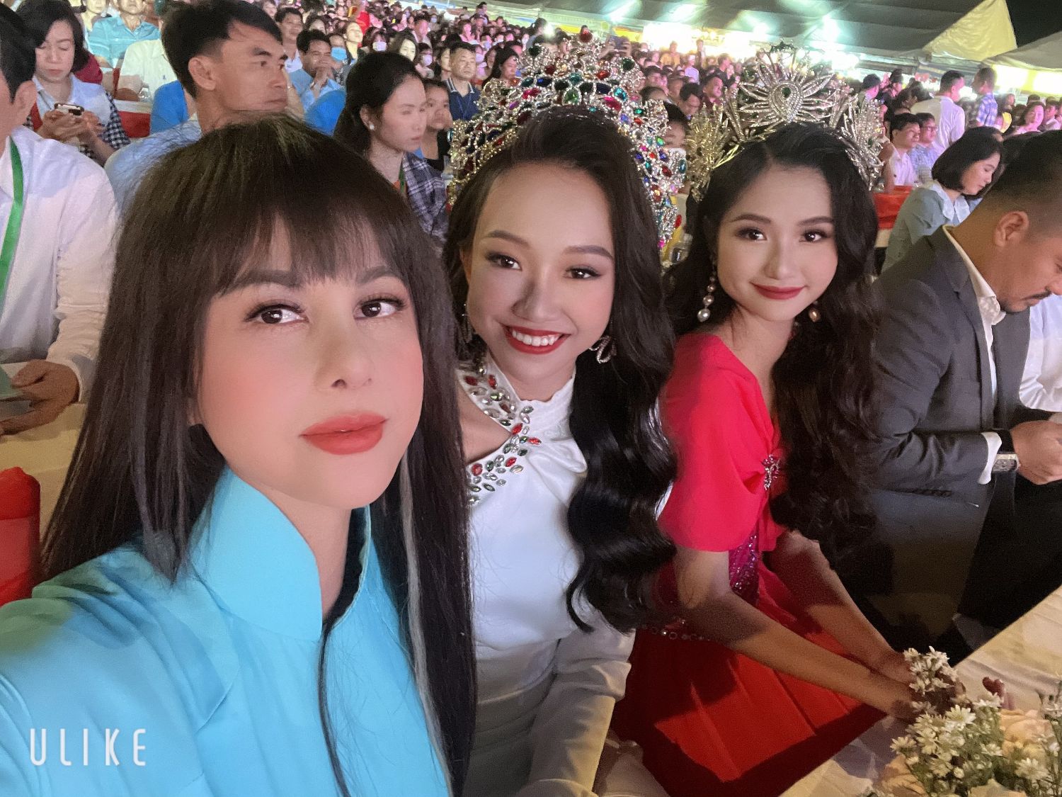 Hoa hậu m&ocirc;i trường Việt Nam Nguyễn Thanh H&agrave; quảng b&aacute; cho lễ hội sầu ri&ecirc;ng - Ảnh 1.