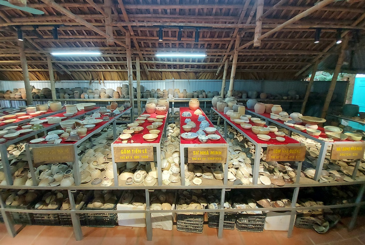 Người lưu giữ hơn 5 vạn cổ vật si&ecirc;u độc mở cửa đ&oacute;n kh&aacute;ch miễn ph&iacute; - Ảnh 6.