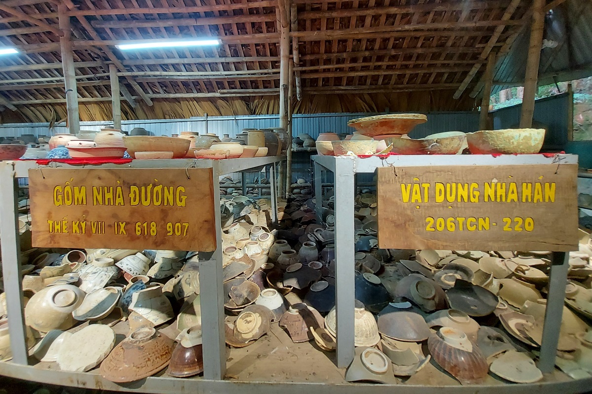 Người lưu giữ hơn 5 vạn cổ vật si&ecirc;u độc mở cửa đ&oacute;n kh&aacute;ch miễn ph&iacute; - Ảnh 8.