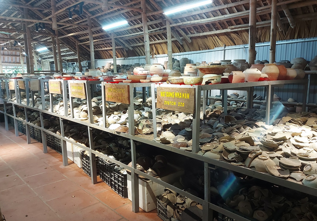 Người lưu giữ hơn 5 vạn cổ vật si&ecirc;u độc mở cửa đ&oacute;n kh&aacute;ch miễn ph&iacute; - Ảnh 3.