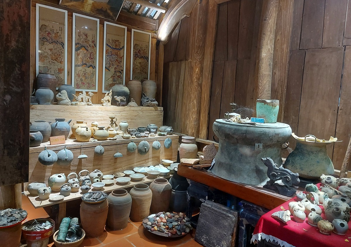 Người lưu giữ hơn 5 vạn cổ vật si&ecirc;u độc mở cửa đ&oacute;n kh&aacute;ch miễn ph&iacute; - Ảnh 4.