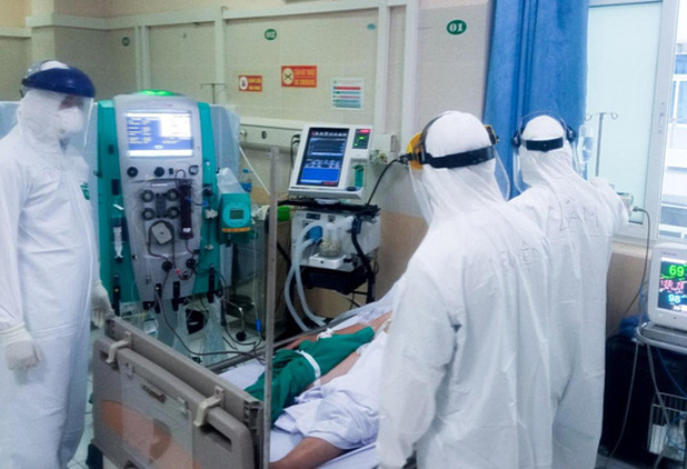 Dịch COVID-19 hôm nay: Số ca mắc và bệnh nhân nặng lại tăng