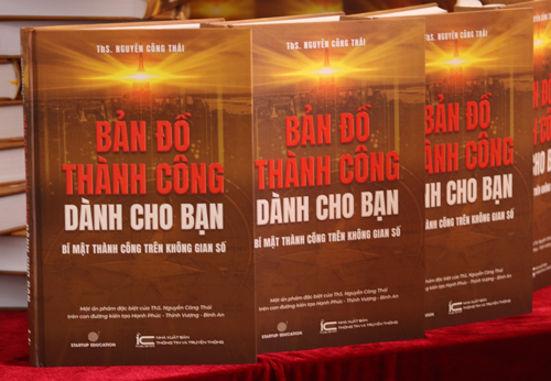 Ch&igrave;a kh&oacute;a khởi nghiệp từ s&aacute;ch - Ảnh 1.