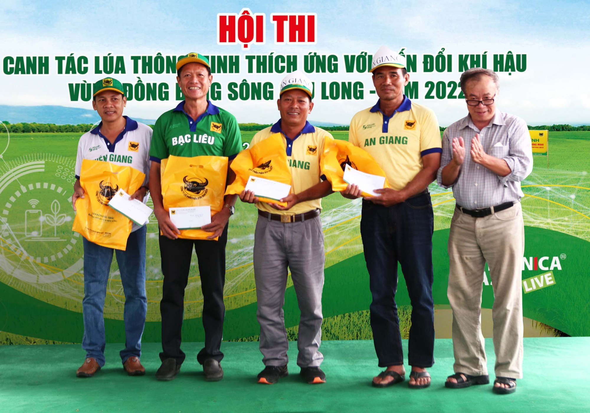 Hội thi Canh t&aacute;c l&uacute;a th&ocirc;ng minh v&ugrave;ng ĐBSCL: Th&uacute;c đẩy số h&oacute;a ng&agrave;nh n&ocirc;ng nghiệp - Ảnh 5.