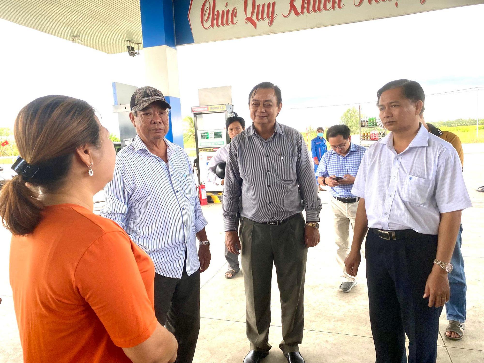 Chủ tịch UBND tỉnh Sóc Trăng chỉ đạo tháo gỡ khó khăn về xăng dầu