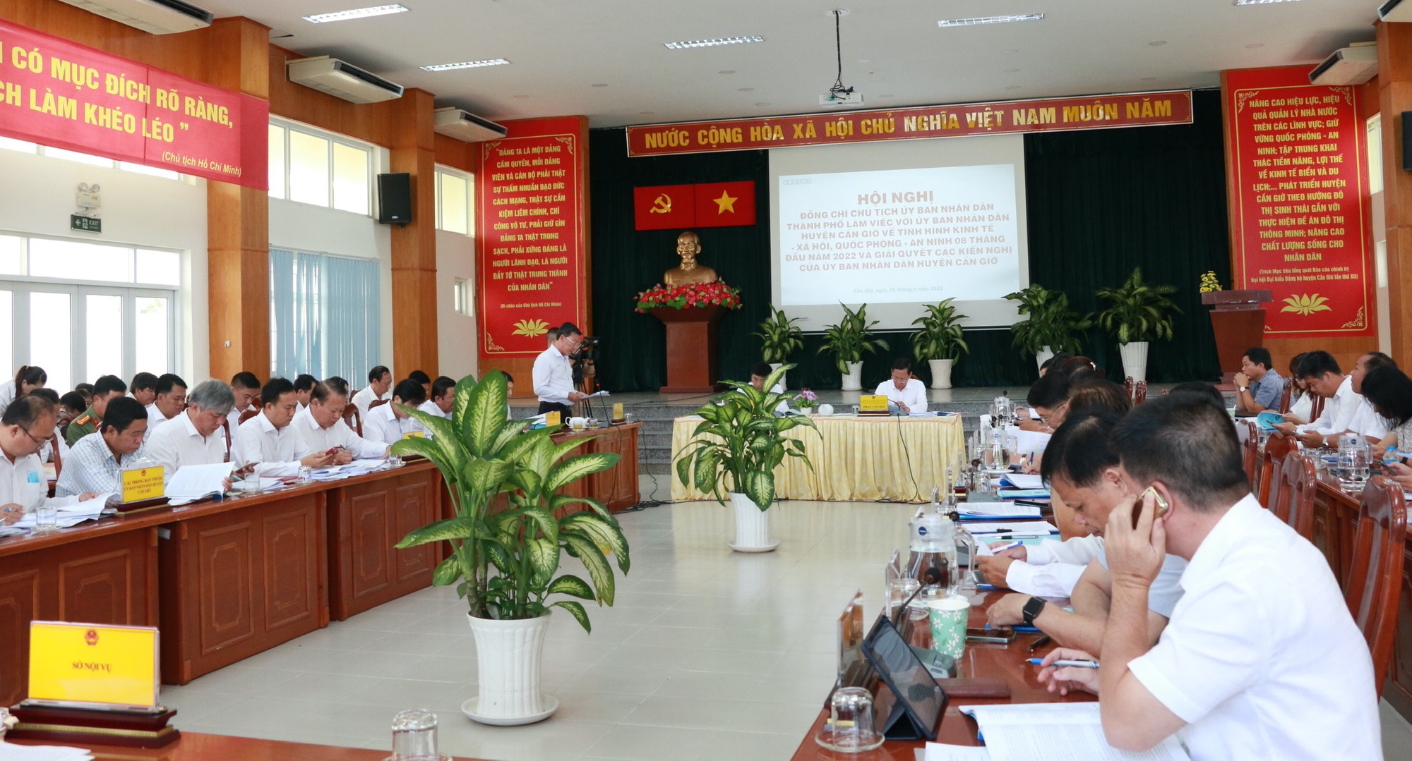 Làm việc với Chủ tịch TP HCM, huyện Cần Giờ đề xuất mở thêm cửa ngõ thứ 4