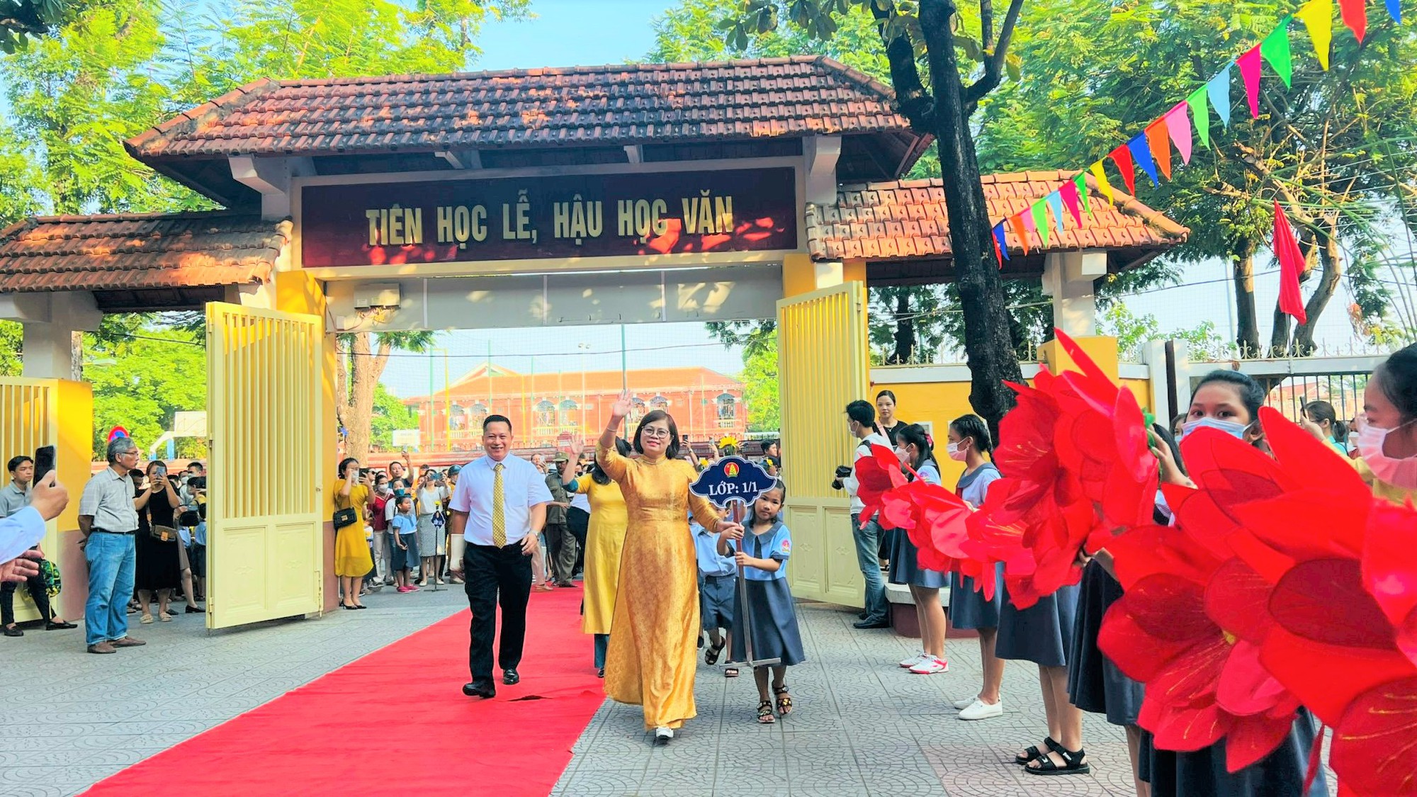 Miền Trung: Xúc động hình ảnh khai giảng đầu năm học mới tại vùng cao - Ảnh 18.