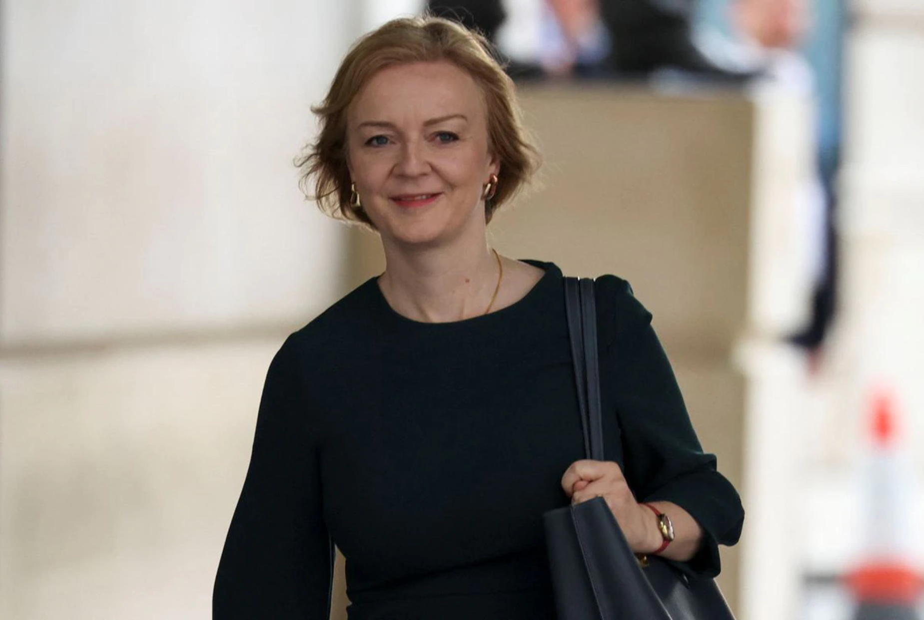Chức thủ tướng Anh gọi tên bà Liz Truss