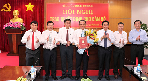Bình Dương điều động, bổ nhiệm 2 cán bộ lãnh đạo