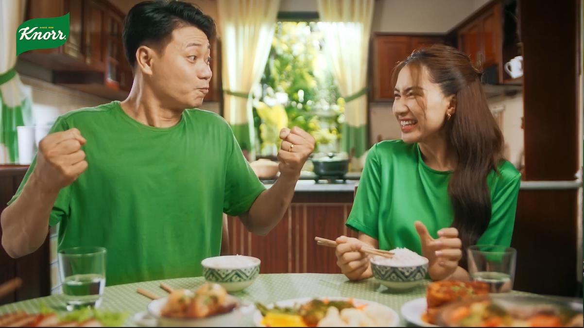 Niềm vui của cả nh&agrave; đến từ những bữa ăn ngon - Ảnh 2.