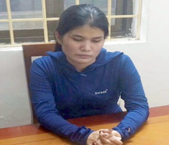 Nữ qu&aacute;i mạo danh c&aacute;n bộ c&ocirc;ng an để lừa đảo người cha c&oacute; con u n&atilde;o - Ảnh 1.