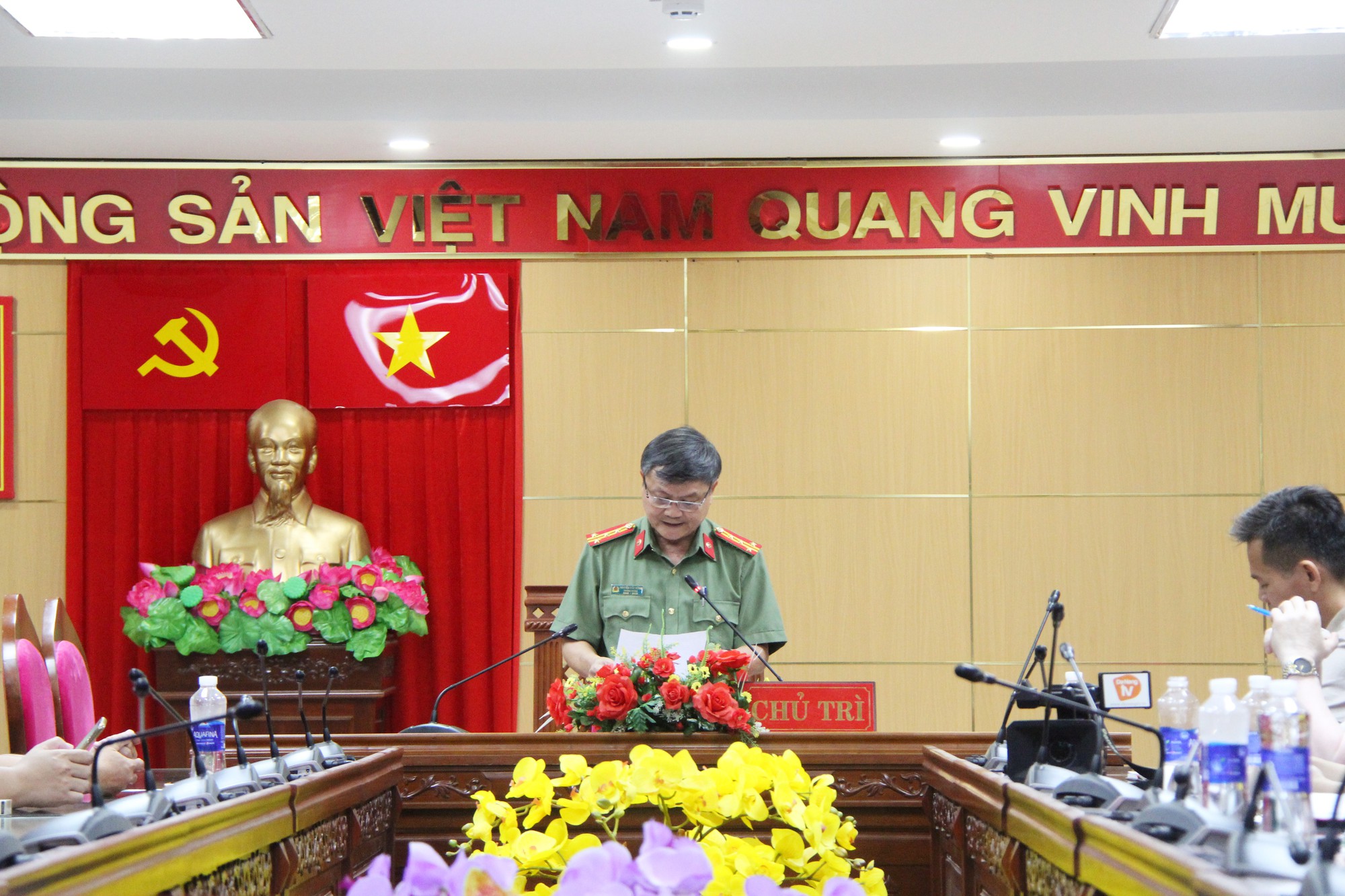 Đà Nẵng: Bắt giam một đối tượng mang ảo tưởng thay đổi chế độ xã hội chủ nghĩa - Ảnh 1.