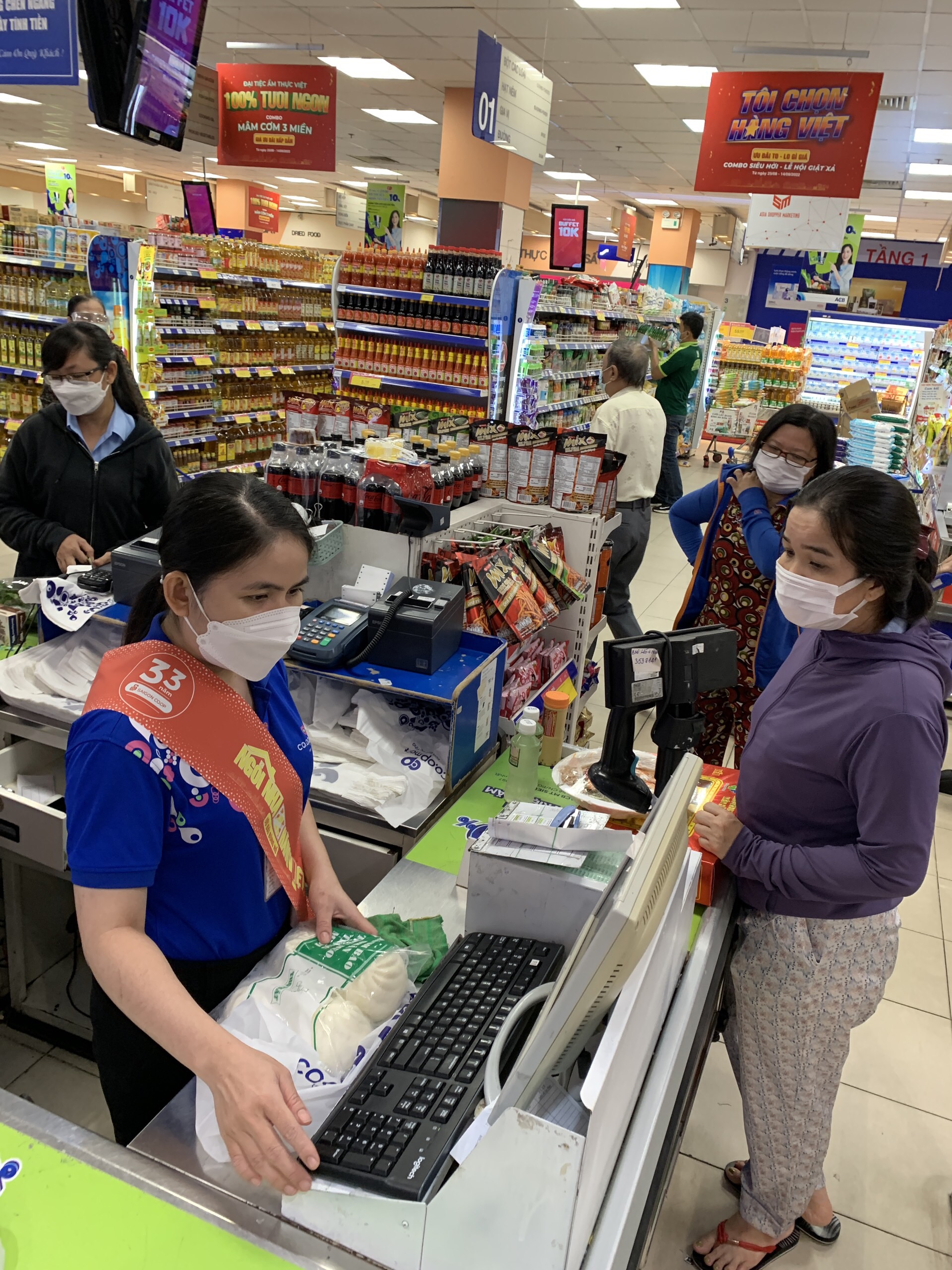 Mua 10 gói mì với giá chỉ 5.000 đồng tại Co.opmart và Co.opXtra