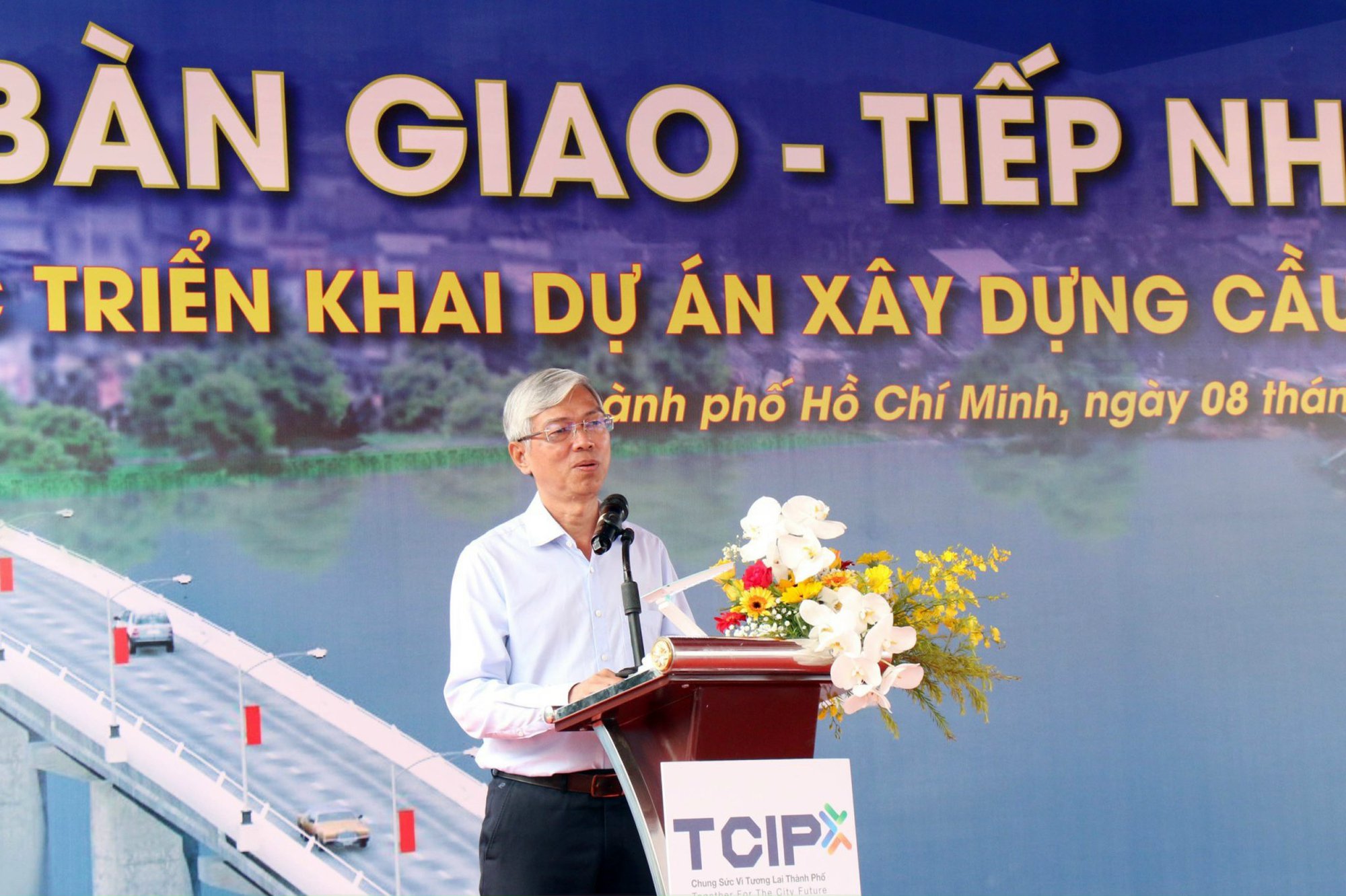 Ph&oacute; chủ tịch UBND TP HCM V&otilde; Văn Hoan n&ecirc;u ra 4 b&agrave;i học từ cầu Long Kiểng - Ảnh 1.