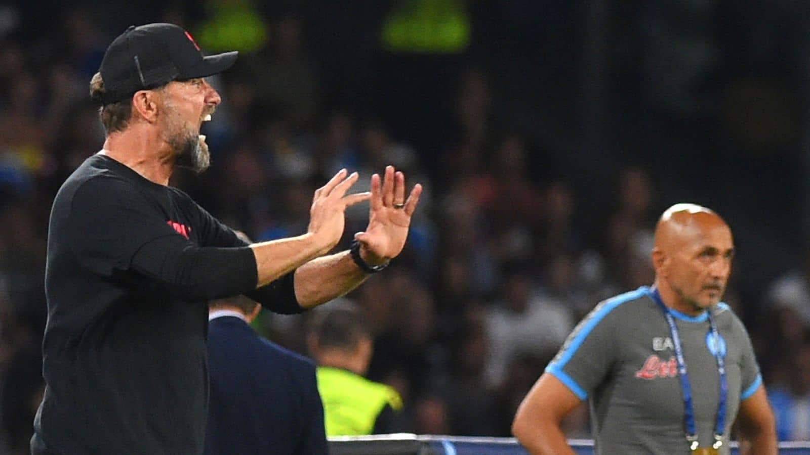 “Thuyền trưởng” của Liverpool không lo bị sa thải - Ảnh 2.