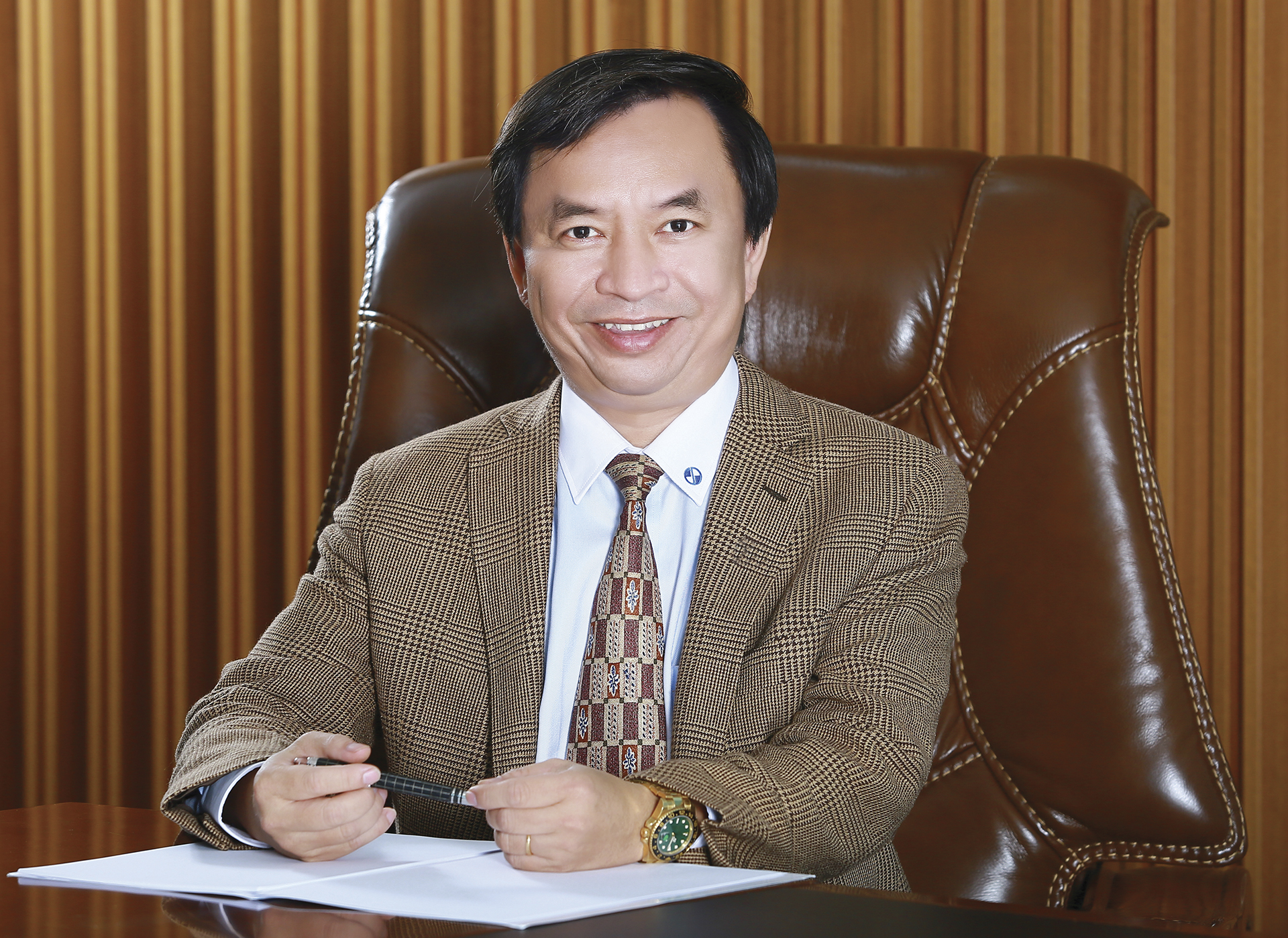 Ông Trần Tấn Lộc làm Tổng Giám đốc Eximbank thêm 3 năm