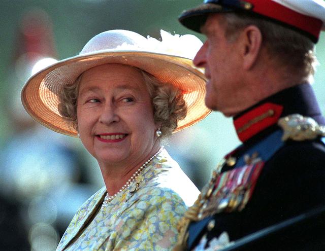C&aacute;c hoạt động tr&ecirc;n khắp nước Anh đều bị ho&atilde;n trong Quốc tang Nữ ho&agrave;ng Anh Elizabeth II - Ảnh 2.