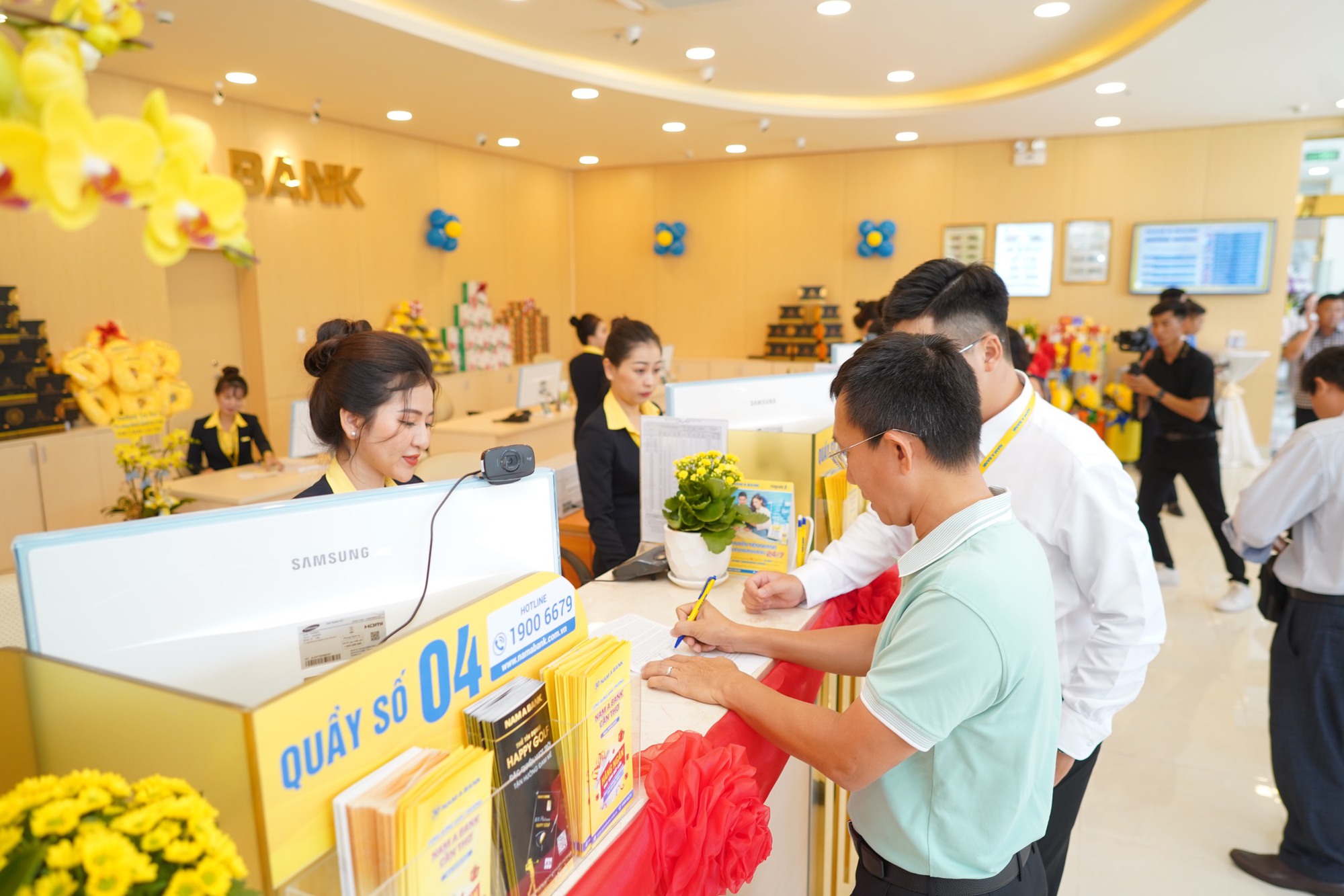Nam A Bank Cần Thơ khai trương trụ sở mới, điểm nhấn cho khu vực miền T&acirc;y - Ảnh 2.