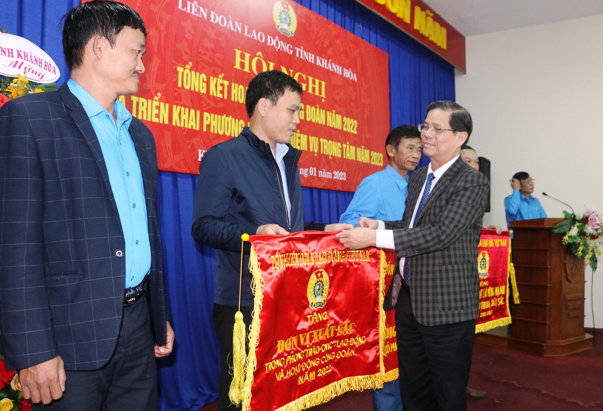 Chủ tịch UBND tỉnh Khánh Hòa sẽ đối thoại với công nhân lao động năm 2023