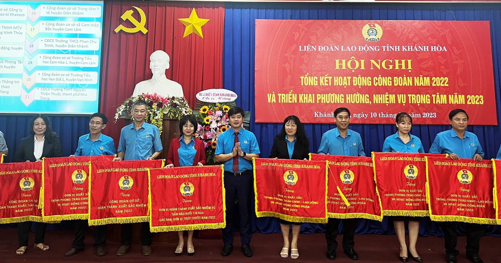 Chủ tịch UBND tỉnh Kh&aacute;nh H&ograve;a sẽ đối thoại với c&ocirc;ng nh&acirc;n lao động năm 2023 - Ảnh 2.