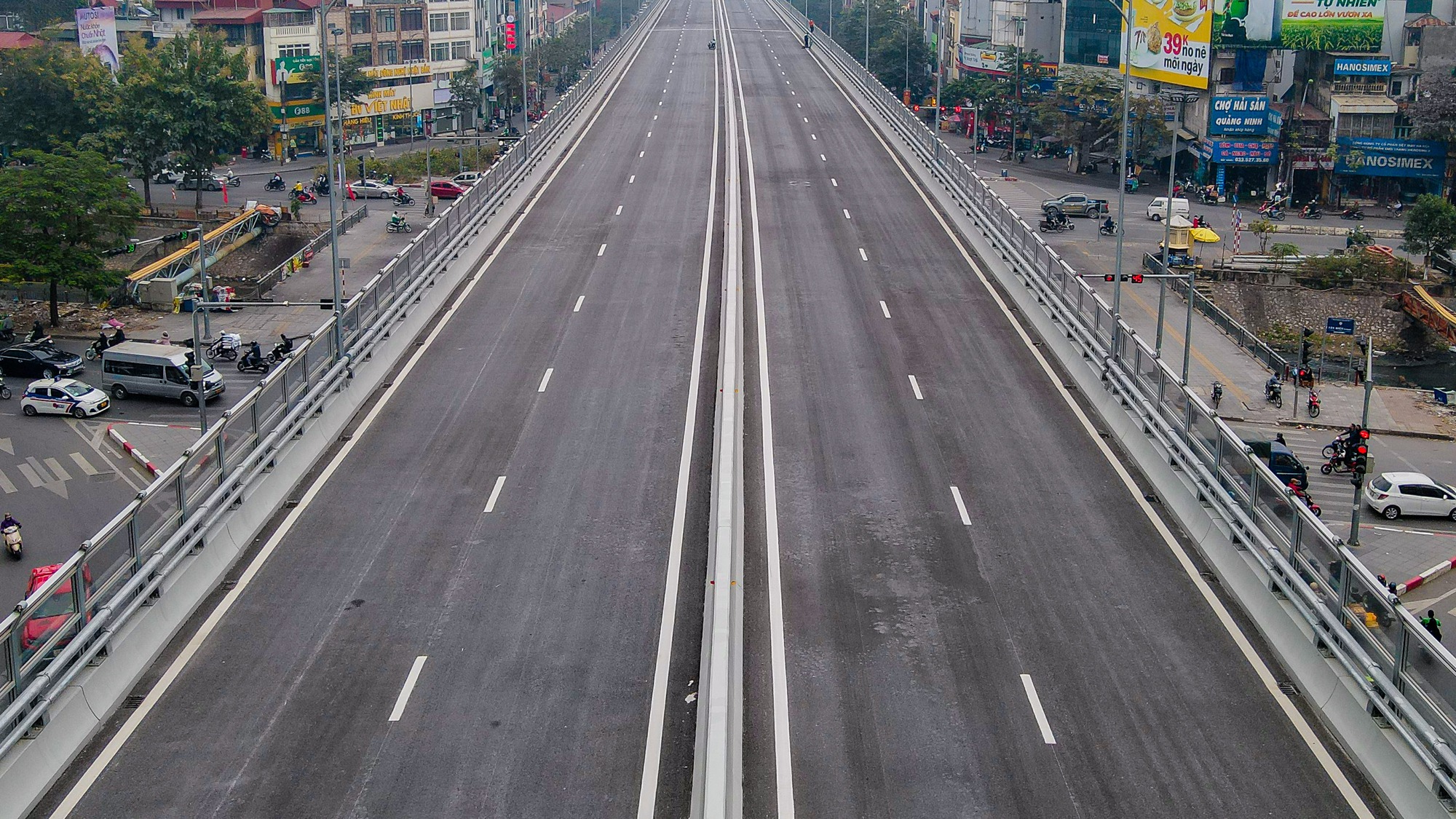 Diện mạo tuyến đường gần 10.000 tỉ đồng ở H&agrave; Nội sắp th&ocirc;ng xe - Ảnh 5.