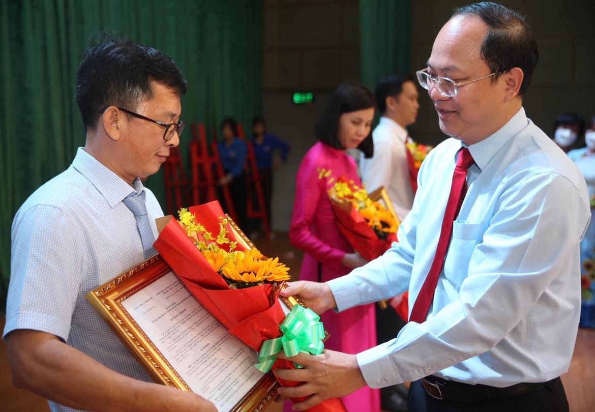 TP HCM: 11 xã, thị trấn ở huyện Bình Chánh được công nhận xã An toàn khu