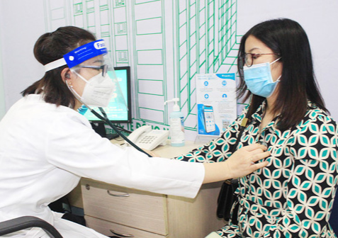 Dịch COVID-19 hôm nay: Số ca nhiễm bất ngờ giảm cực sâu