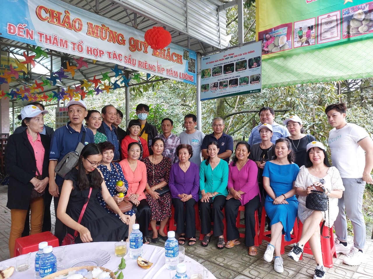 Kết nối thương mại, đẩy mạnh m&ocirc; h&igrave;nh &ldquo;n&ocirc;ng d&acirc;n l&agrave;m du lịch&rdquo; tại Bến Tre - Ảnh 2.
