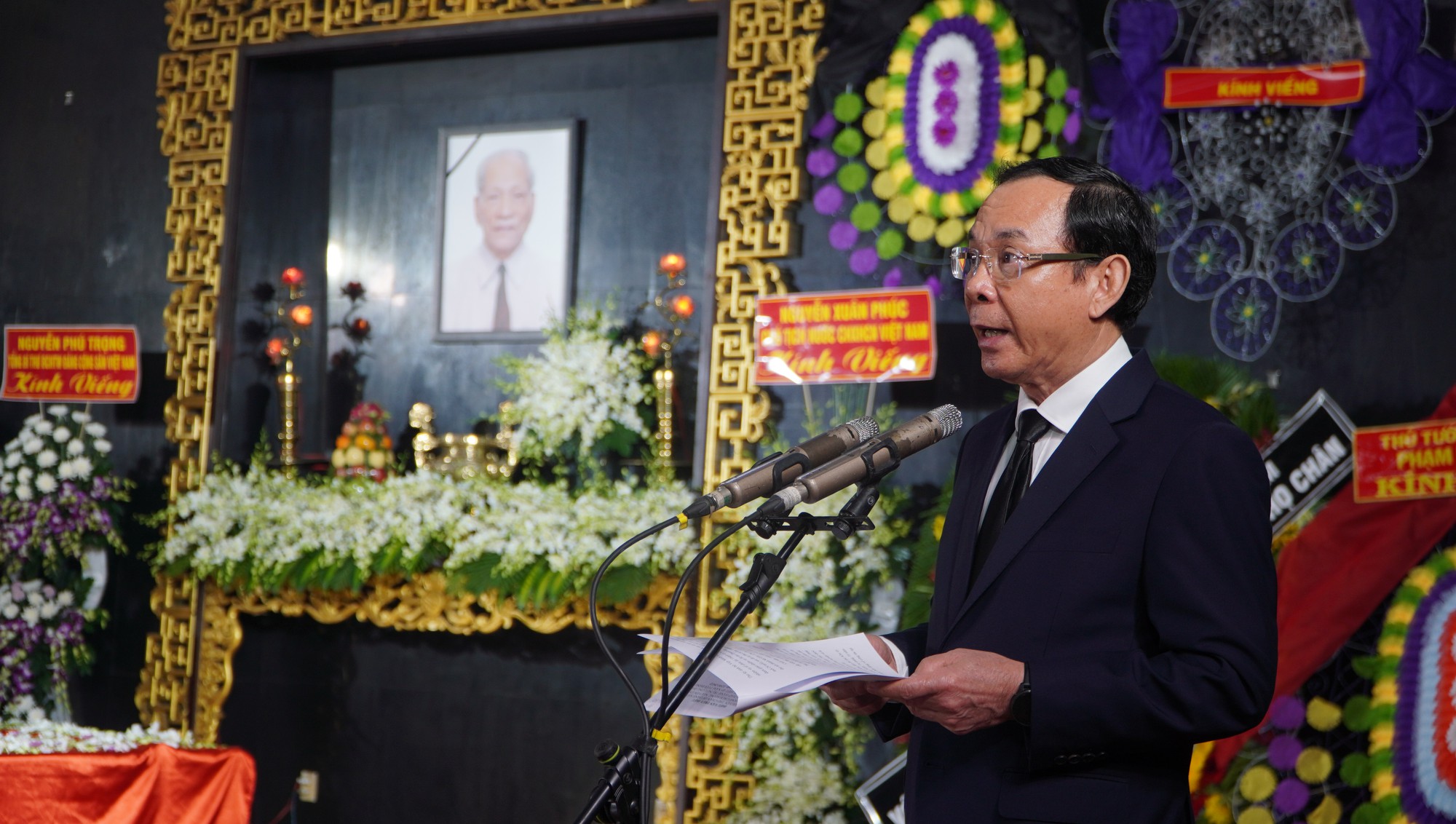 Tiễn đưa &ocirc;ng Nguyễn Thọ Ch&acirc;n về nơi an nghỉ cuối c&ugrave;ng - Ảnh 1.