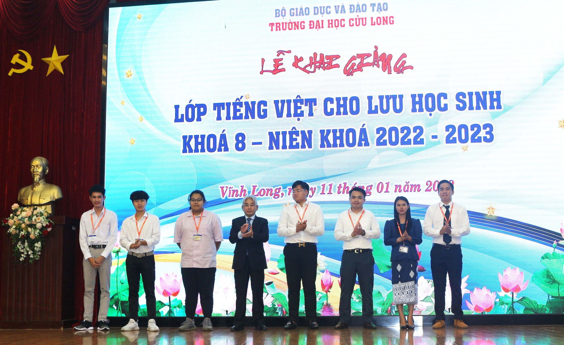 Trường ĐH Cửu Long khai giảng lớp đào tạo tiếng Việt cho lưu học sinh